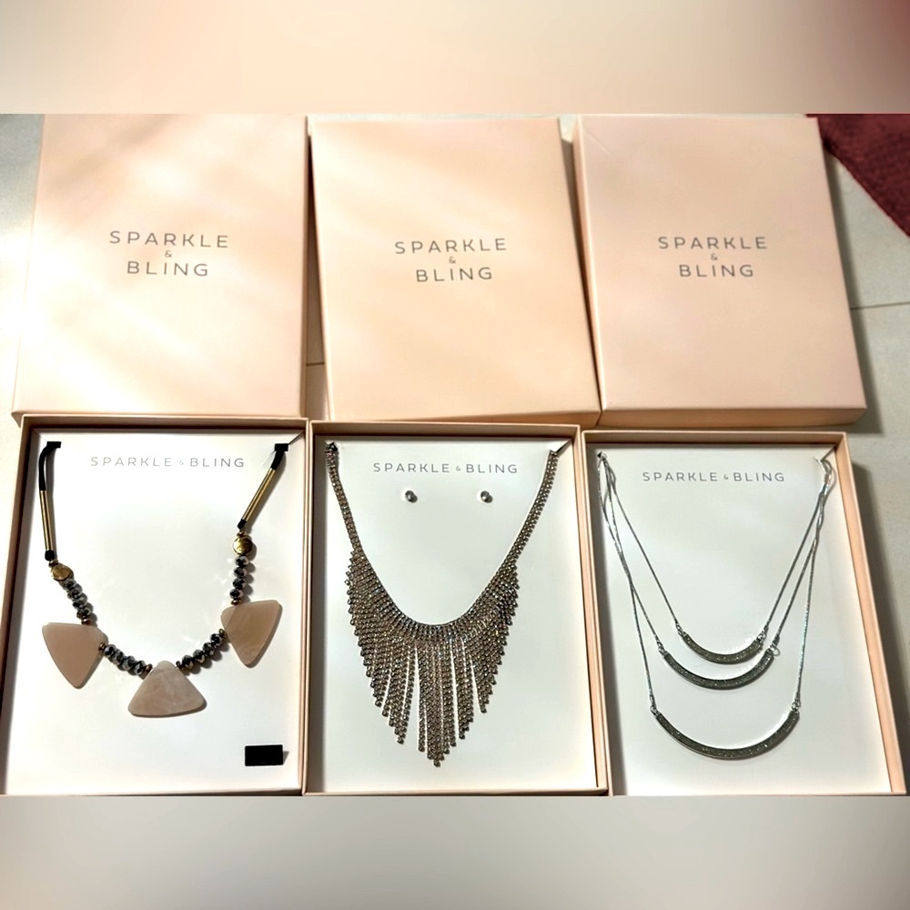 Sparkle & Bling statement necklace set